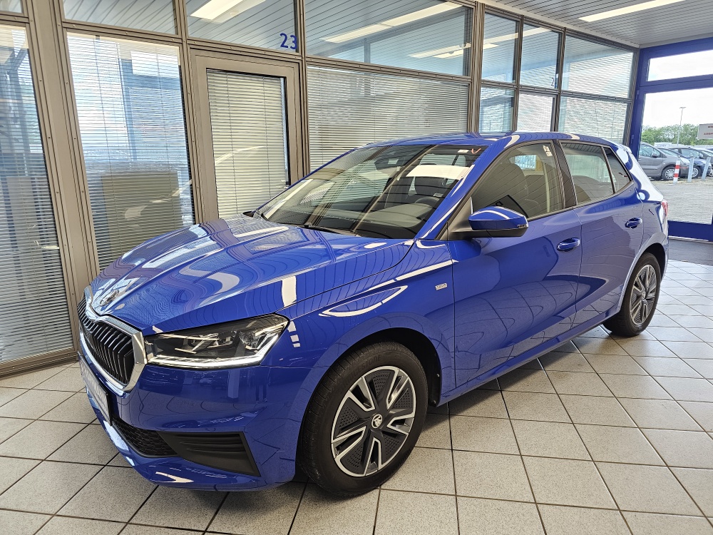 Skoda Fabia Ambition für nur 14.950,- € bei Hoffmann Automobile in Wolfsburg kaufen und sofort mitnehmen