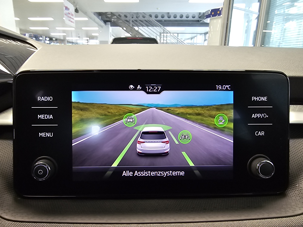 Skoda Fabia bei Hoffmann Automobile in Wolfsburg kaufen und sofort mitnehmen - Bild 12