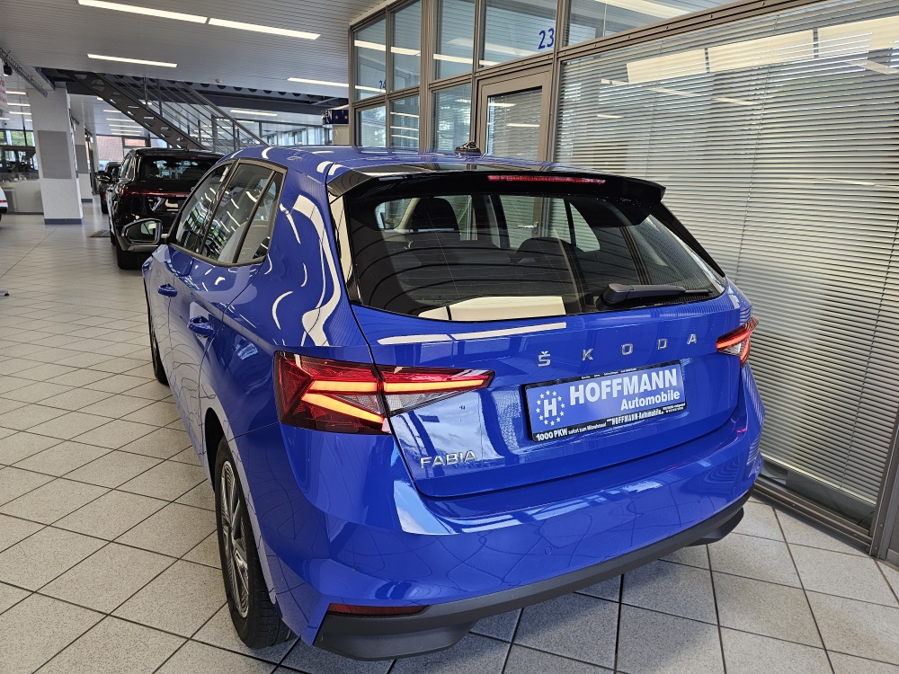 Skoda Fabia bei Hoffmann Automobile in Wolfsburg kaufen und sofort mitnehmen - Bild 3