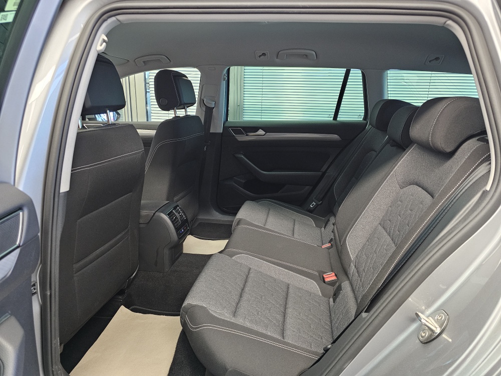VW Passat Variant bei Hoffmann Automobile in Wolfsburg kaufen und sofort mitnehmen - Bild 9