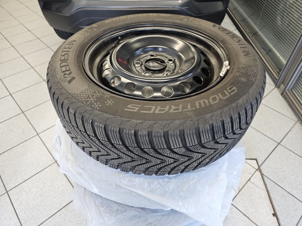 Hyundai Kona bei Hoffmann Automobile in Wolfsburg kaufen und sofort mitnehmen - Bild 25