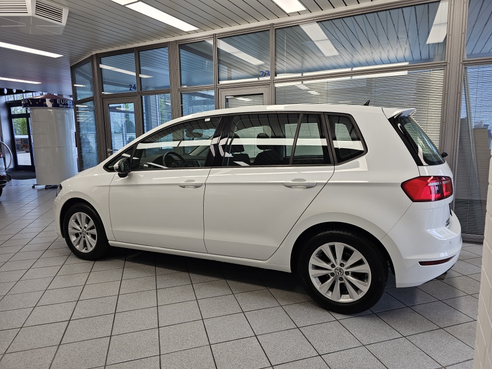 VW Golf Sportsvan bei Hoffmann Automobile in Wolfsburg kaufen und sofort mitnehmen - Bild 23