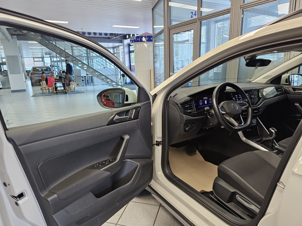 VW Taigo bei Hoffmann Automobile in Wolfsburg kaufen und sofort mitnehmen - Bild 22