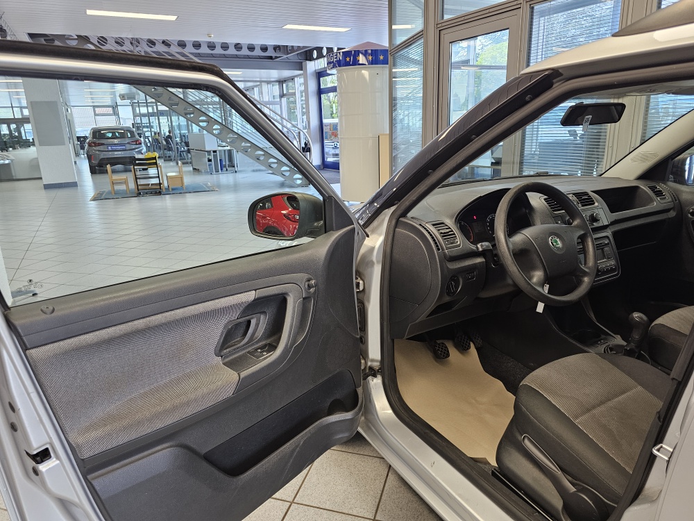 Skoda Fabia Combi bei Hoffmann Automobile in Wolfsburg kaufen und sofort mitnehmen - Bild 12
