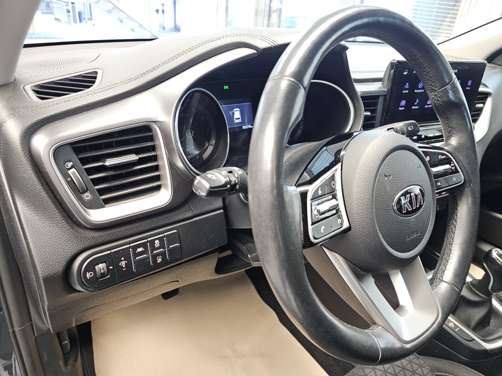 Kia Ceed bei Hoffmann Automobile in Wolfsburg kaufen und sofort mitnehmen - Bild 22