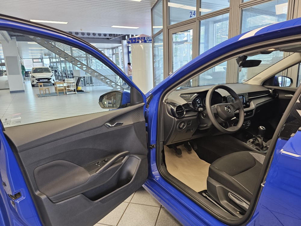 Skoda Fabia bei Hoffmann Automobile in Wolfsburg kaufen und sofort mitnehmen - Bild 18