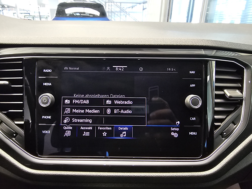 VW T-Roc bei Hoffmann Automobile in Wolfsburg kaufen und sofort mitnehmen - Bild 14