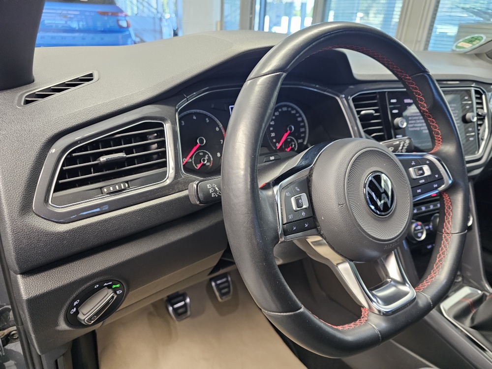 VW T-Roc bei Hoffmann Automobile in Wolfsburg kaufen und sofort mitnehmen - Bild 23