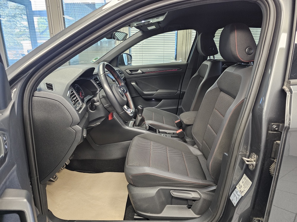 VW T-Roc bei Hoffmann Automobile in Wolfsburg kaufen und sofort mitnehmen - Bild 24