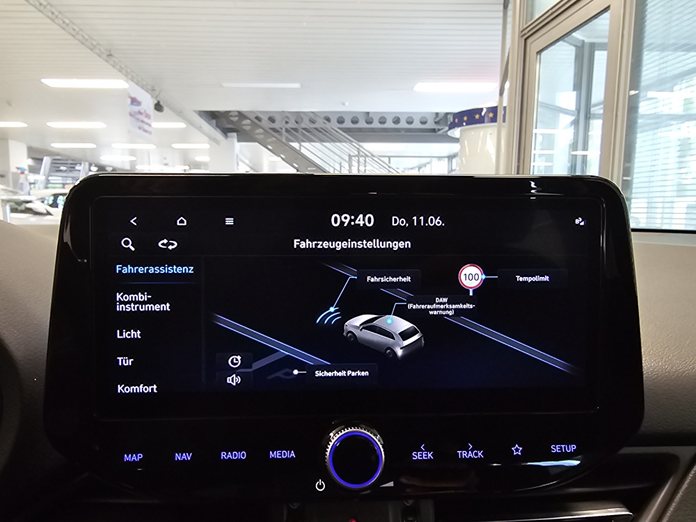 Hyundai i30 Kombi bei Hoffmann Automobile in Wolfsburg kaufen und sofort mitnehmen - Bild 14