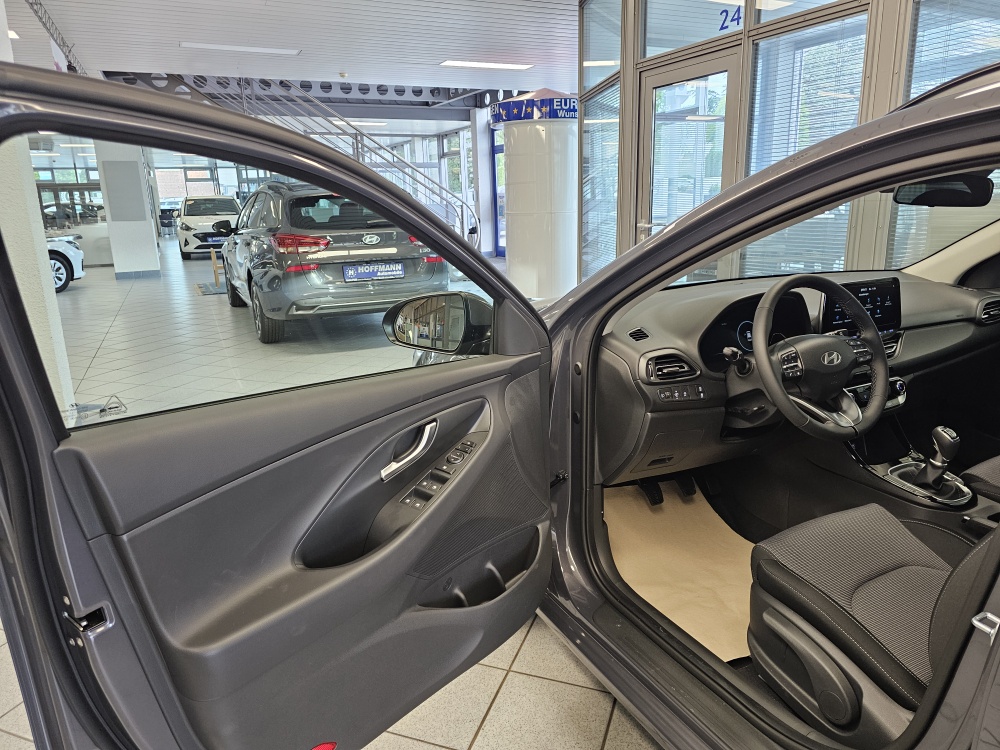 Hyundai i30 Kombi bei Hoffmann Automobile in Wolfsburg kaufen und sofort mitnehmen - Bild 22