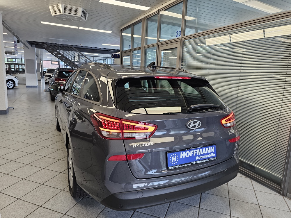 Hyundai i30 Kombi bei Hoffmann Automobile in Wolfsburg kaufen und sofort mitnehmen - Bild 3