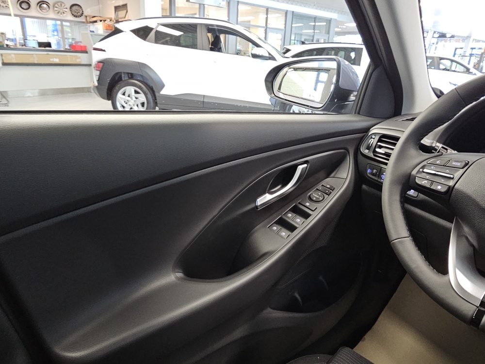 Hyundai i30 Kombi bei Hoffmann Automobile in Wolfsburg kaufen und sofort mitnehmen - Bild 19