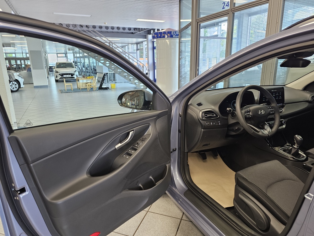 Hyundai i30 Kombi bei Hoffmann Automobile in Wolfsburg kaufen und sofort mitnehmen - Bild 23