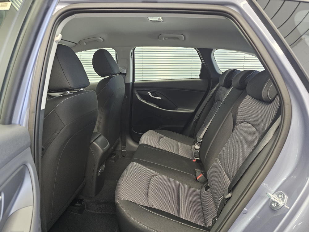 Hyundai i30 Kombi bei Hoffmann Automobile in Wolfsburg kaufen und sofort mitnehmen - Bild 4