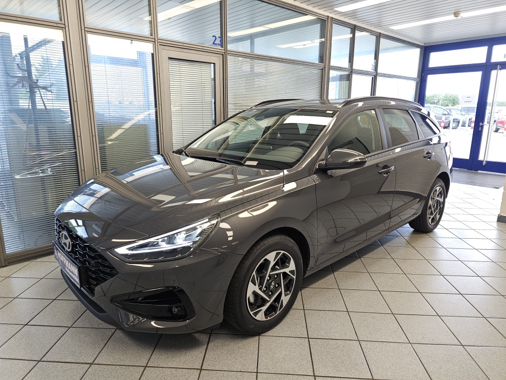 Hyundai i30 Kombi bei Hoffmann Automobile in Wolfsburg kaufen und sofort mitnehmen - Bild 1