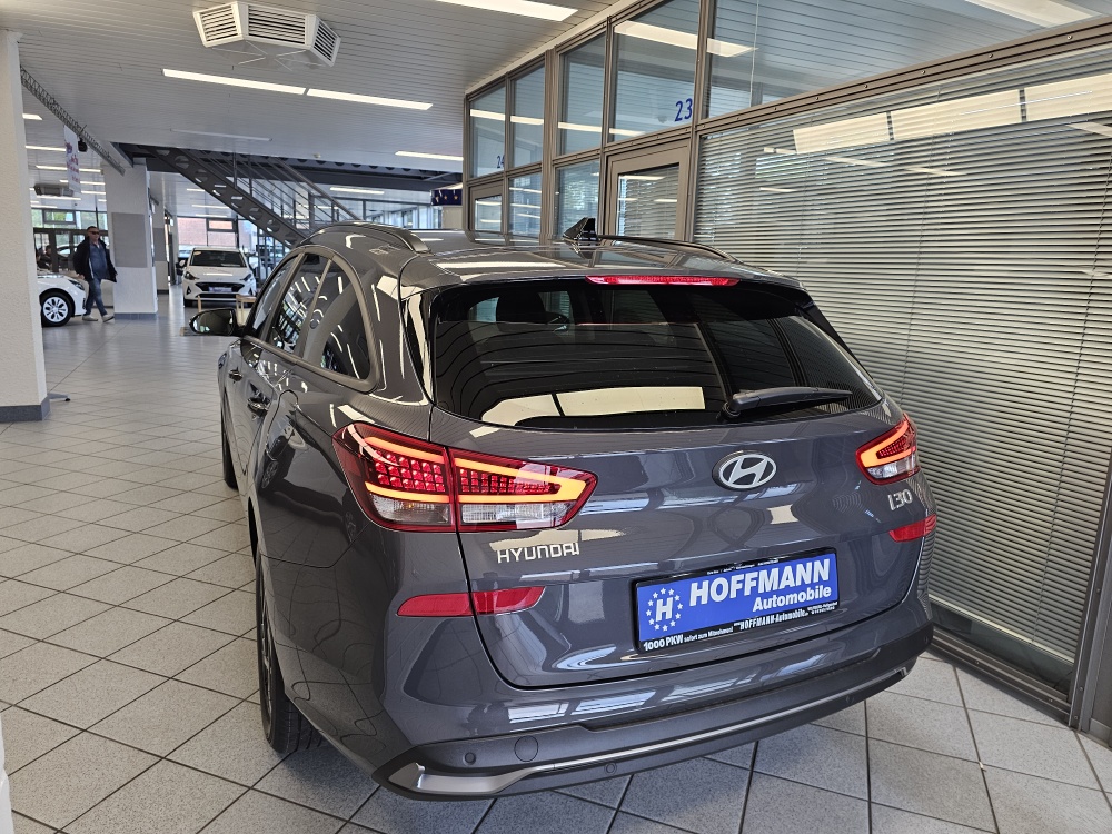 Hyundai i30 Kombi bei Hoffmann Automobile in Wolfsburg kaufen und sofort mitnehmen - Bild 3