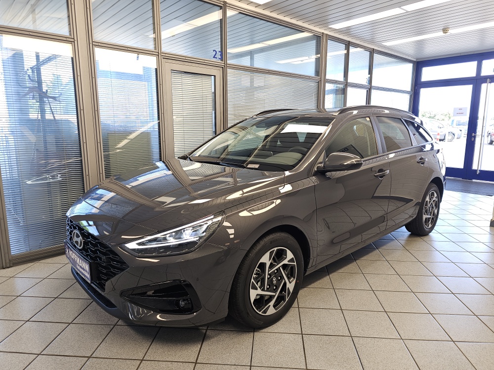 Hyundai i30 Kombi Trend für nur 24.750,- € bei Hoffmann Automobile in Wolfsburg kaufen und sofort mitnehmen