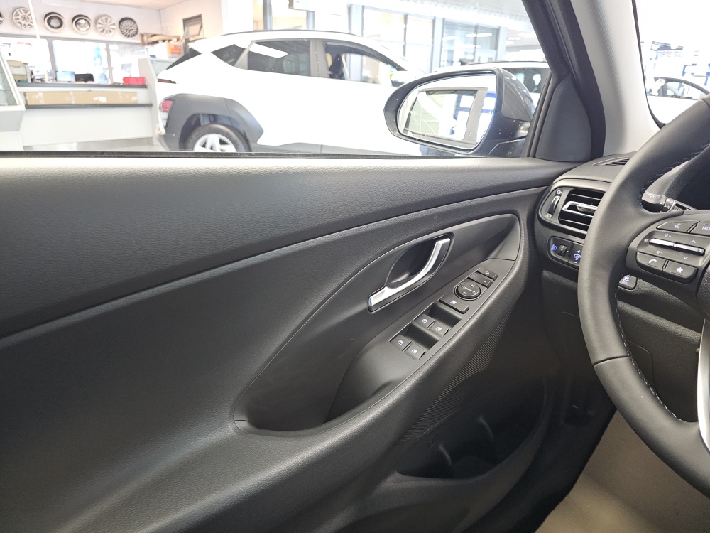 Hyundai i30 Kombi bei Hoffmann Automobile in Wolfsburg kaufen und sofort mitnehmen - Bild 19