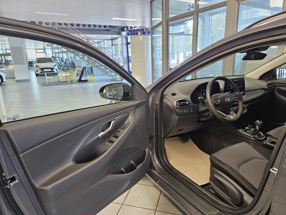 Hyundai i30 Kombi bei Hoffmann Automobile in Wolfsburg kaufen und sofort mitnehmen - Bild 23