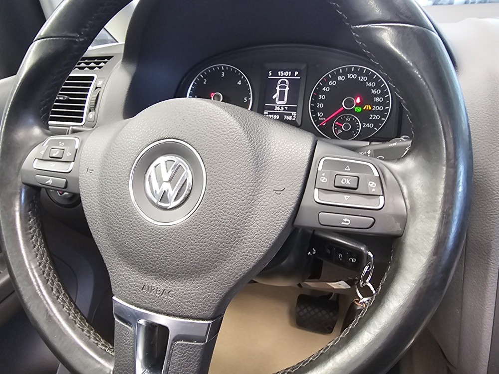 VW Touran bei Hoffmann Automobile in Wolfsburg kaufen und sofort mitnehmen - Bild 14