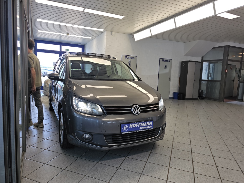 VW Touran bei Hoffmann Automobile in Wolfsburg kaufen und sofort mitnehmen - Bild 23