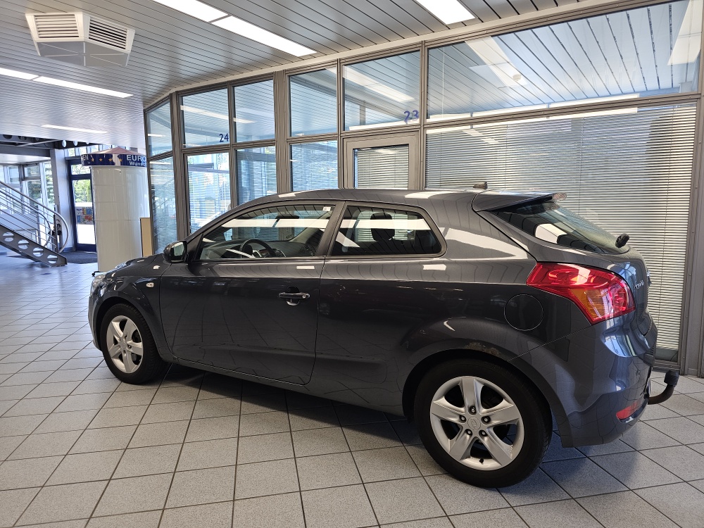 Kia Ceed bei Hoffmann Automobile in Wolfsburg kaufen und sofort mitnehmen - Bild 19