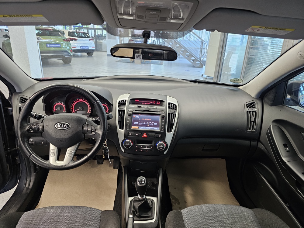 Kia Ceed bei Hoffmann Automobile in Wolfsburg kaufen und sofort mitnehmen - Bild 6