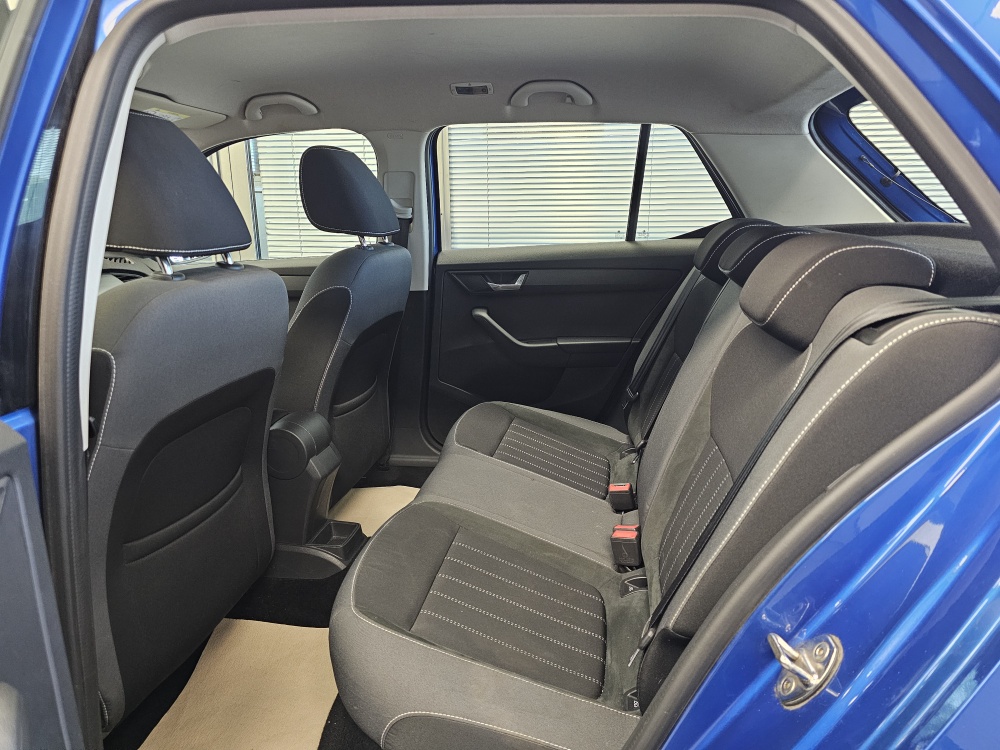 Skoda Fabia bei Hoffmann Automobile in Wolfsburg kaufen und sofort mitnehmen - Bild 4