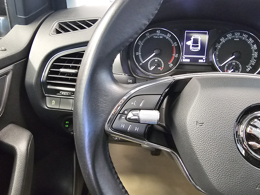 Skoda Fabia bei Hoffmann Automobile in Wolfsburg kaufen und sofort mitnehmen - Bild 20