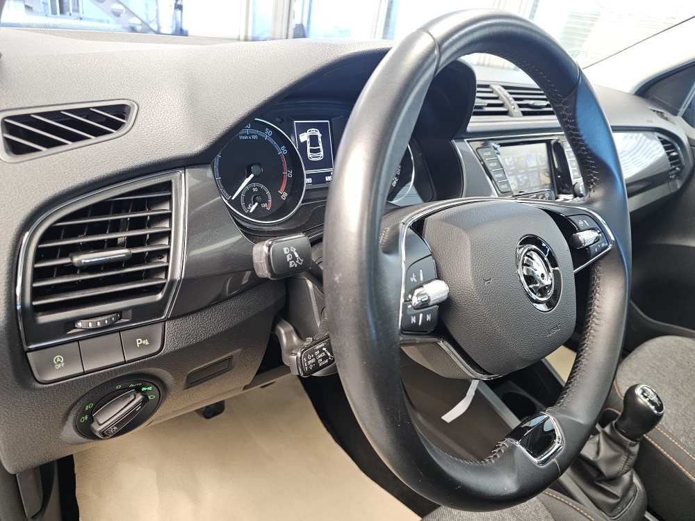 Skoda Fabia bei Hoffmann Automobile in Wolfsburg kaufen und sofort mitnehmen - Bild 23