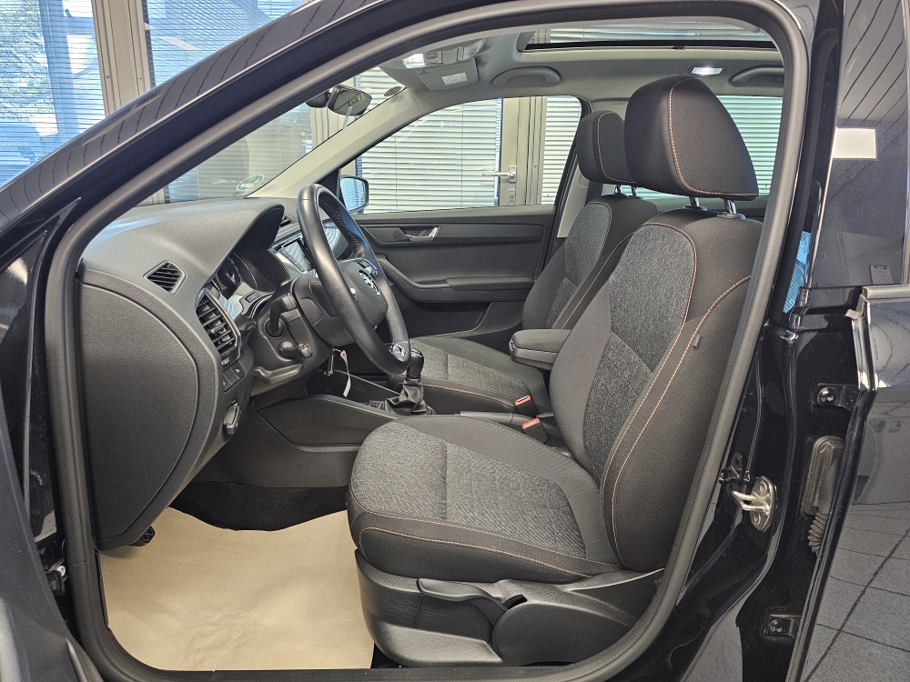 Skoda Fabia bei Hoffmann Automobile in Wolfsburg kaufen und sofort mitnehmen - Bild 24