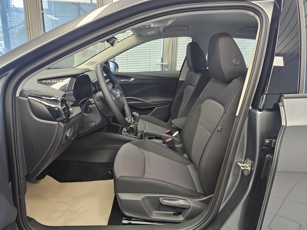 Skoda Fabia bei Hoffmann Automobile in Wolfsburg kaufen und sofort mitnehmen - Bild 20