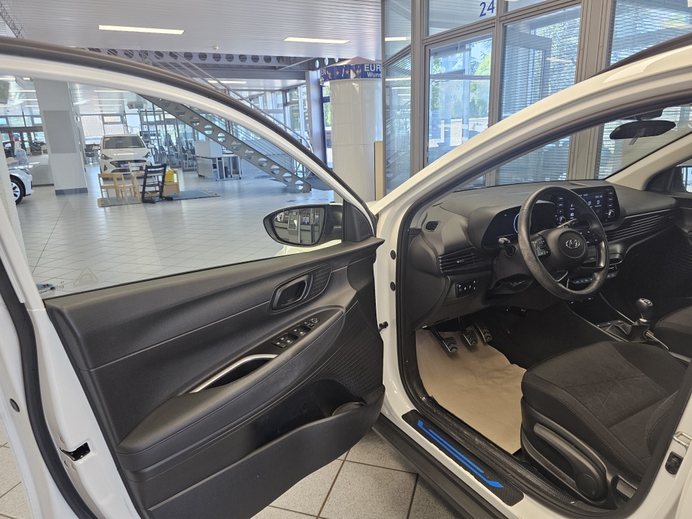 Hyundai Bayon bei Hoffmann Automobile in Wolfsburg kaufen und sofort mitnehmen - Bild 18