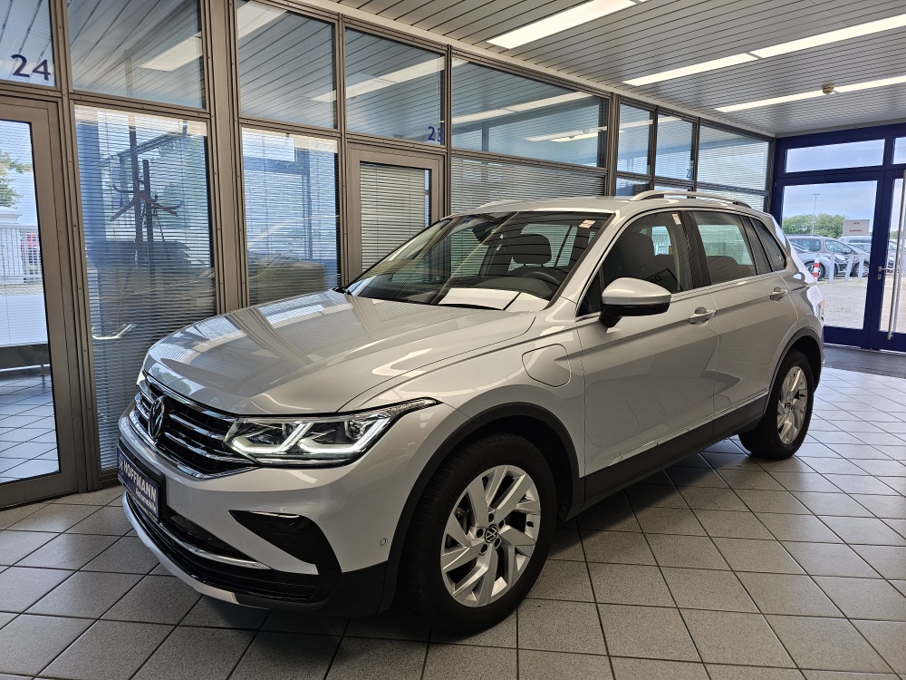 VW Tiguan Elegance für nur 28.350,- € bei Hoffmann Automobile in Wolfsburg kaufen und sofort mitnehmen
