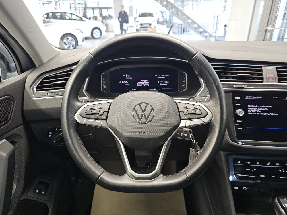 VW Tiguan bei Hoffmann Automobile in Wolfsburg kaufen und sofort mitnehmen - Bild 28
