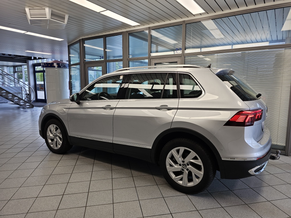 VW Tiguan bei Hoffmann Automobile in Wolfsburg kaufen und sofort mitnehmen - Bild 33