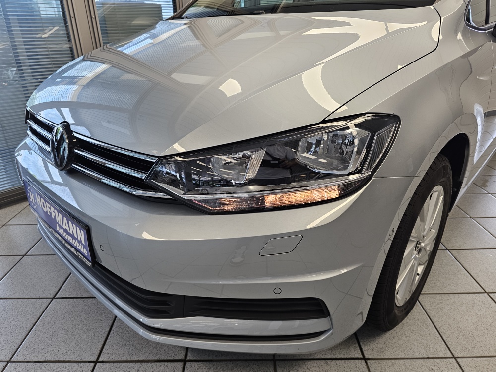 VW Touran bei Hoffmann Automobile in Wolfsburg kaufen und sofort mitnehmen - Bild 28