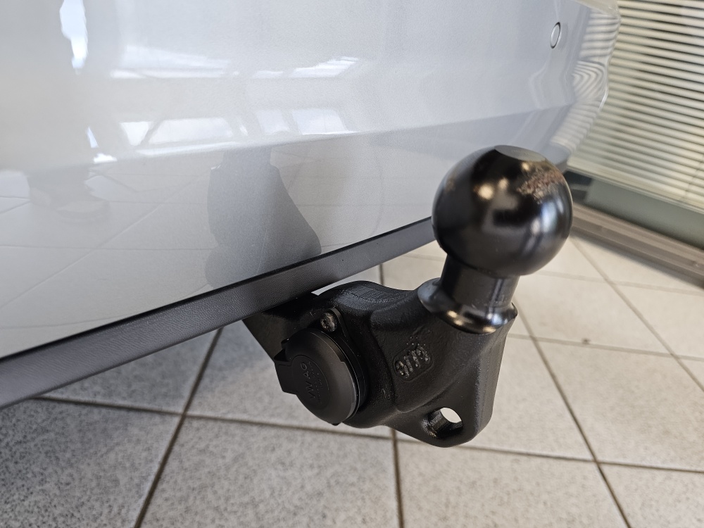 VW Touran bei Hoffmann Automobile in Wolfsburg kaufen und sofort mitnehmen - Bild 5