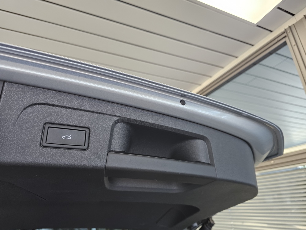 VW Touran bei Hoffmann Automobile in Wolfsburg kaufen und sofort mitnehmen - Bild 6