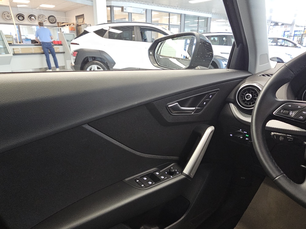 Audi Q2 bei Hoffmann Automobile in Wolfsburg kaufen und sofort mitnehmen - Bild 18
