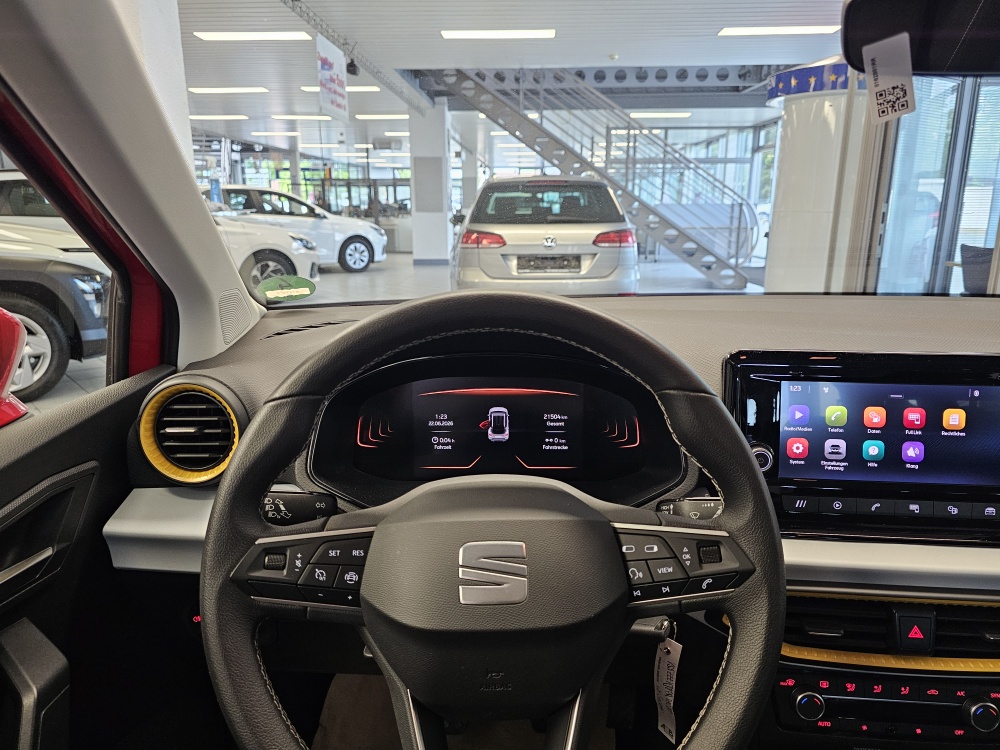 Seat Arona bei Hoffmann Automobile in Wolfsburg kaufen und sofort mitnehmen - Bild 18