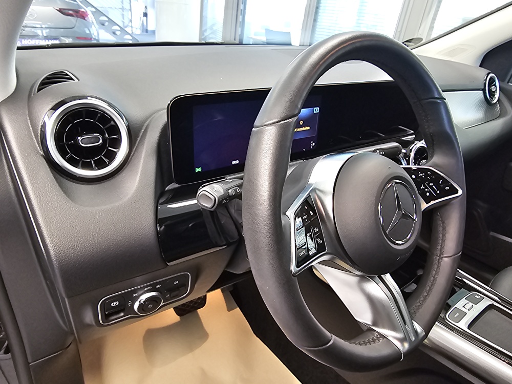 Mercedes-Benz B 180 bei Hoffmann Automobile in Wolfsburg kaufen und sofort mitnehmen - Bild 26