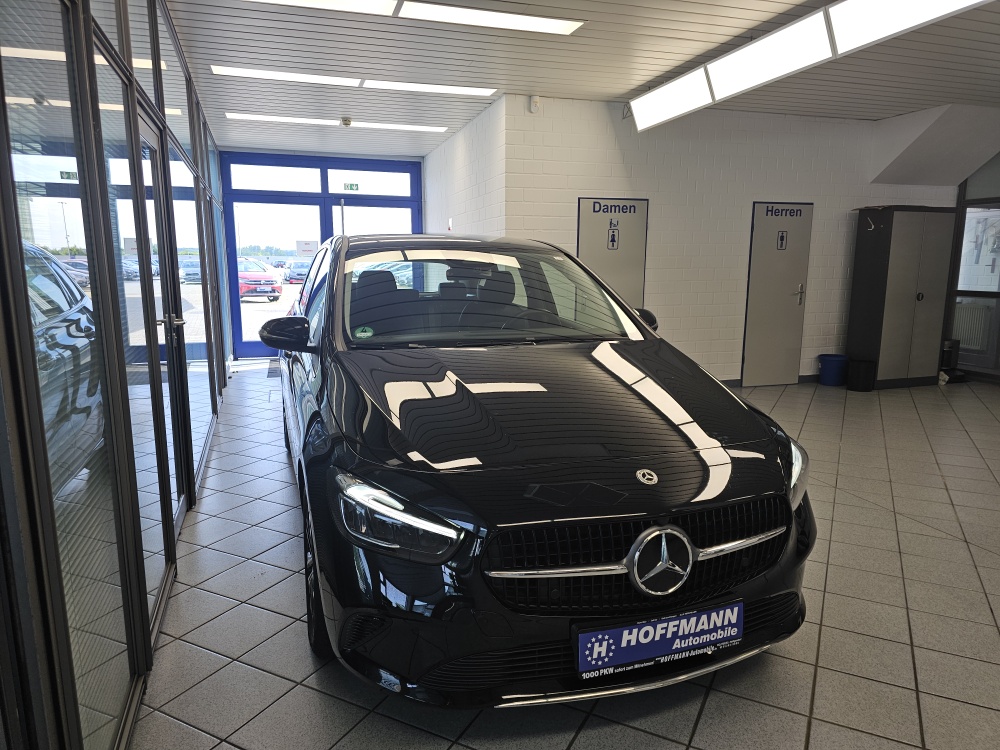 Mercedes-Benz B 180 bei Hoffmann Automobile in Wolfsburg kaufen und sofort mitnehmen - Bild 32