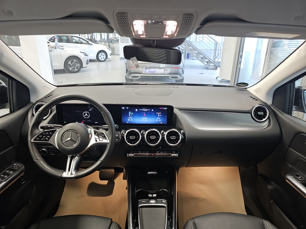 Mercedes-Benz B 180 bei Hoffmann Automobile in Wolfsburg kaufen und sofort mitnehmen - Bild 8