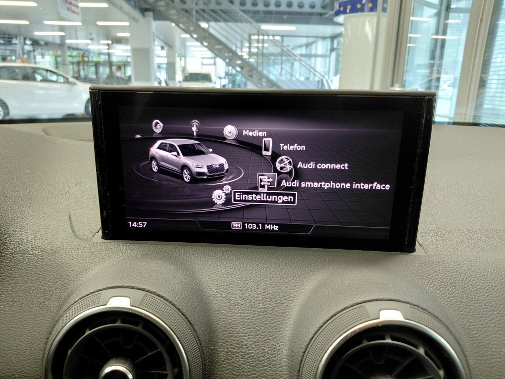 Audi Q2 bei Hoffmann Automobile in Wolfsburg kaufen und sofort mitnehmen - Bild 12