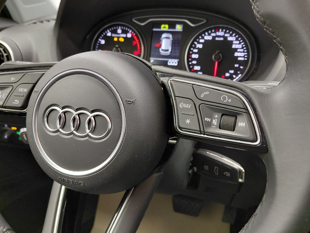 Audi Q2 bei Hoffmann Automobile in Wolfsburg kaufen und sofort mitnehmen - Bild 13
