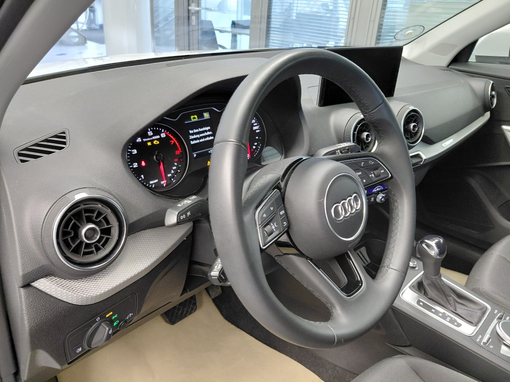 Audi Q2 bei Hoffmann Automobile in Wolfsburg kaufen und sofort mitnehmen - Bild 17