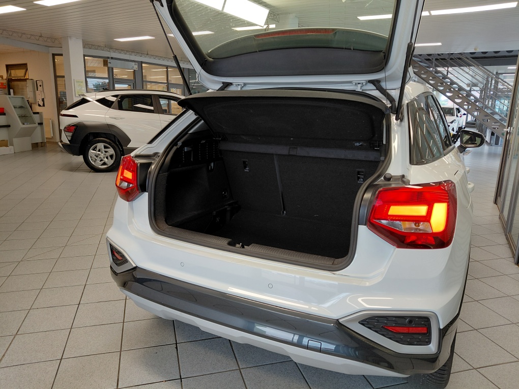 Audi Q2 bei Hoffmann Automobile in Wolfsburg kaufen und sofort mitnehmen - Bild 2