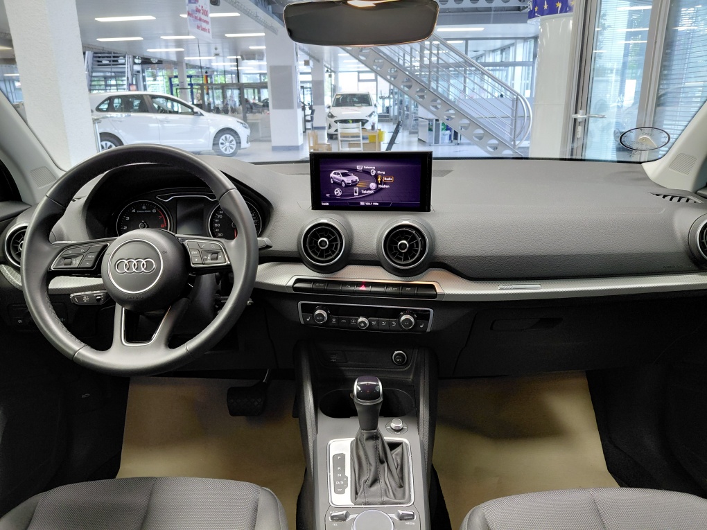Audi Q2 bei Hoffmann Automobile in Wolfsburg kaufen und sofort mitnehmen - Bild 5